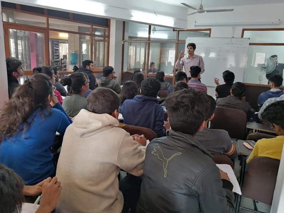 Teaching by owners for DAIICT MSc IT Entrance exam coaching at Ahmedabad